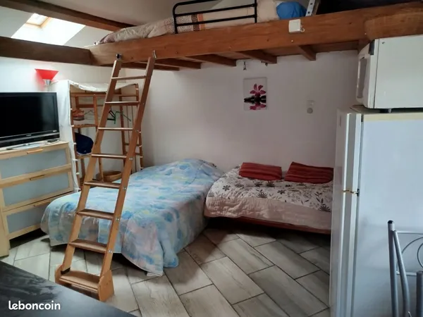Studio en rez de parking 22m2