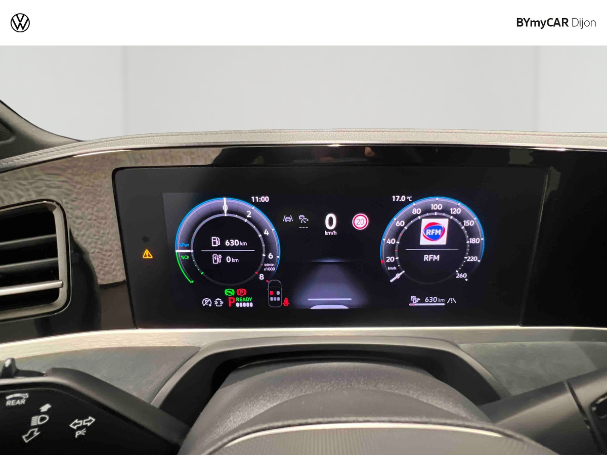 Volkswagen Passat 1.5 eHybrid 272 DSG6 — photo 19