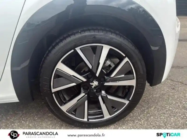 Peugeot 208 1.2 puretech 100ch s&amp;s gt line eat8 — photo 11
