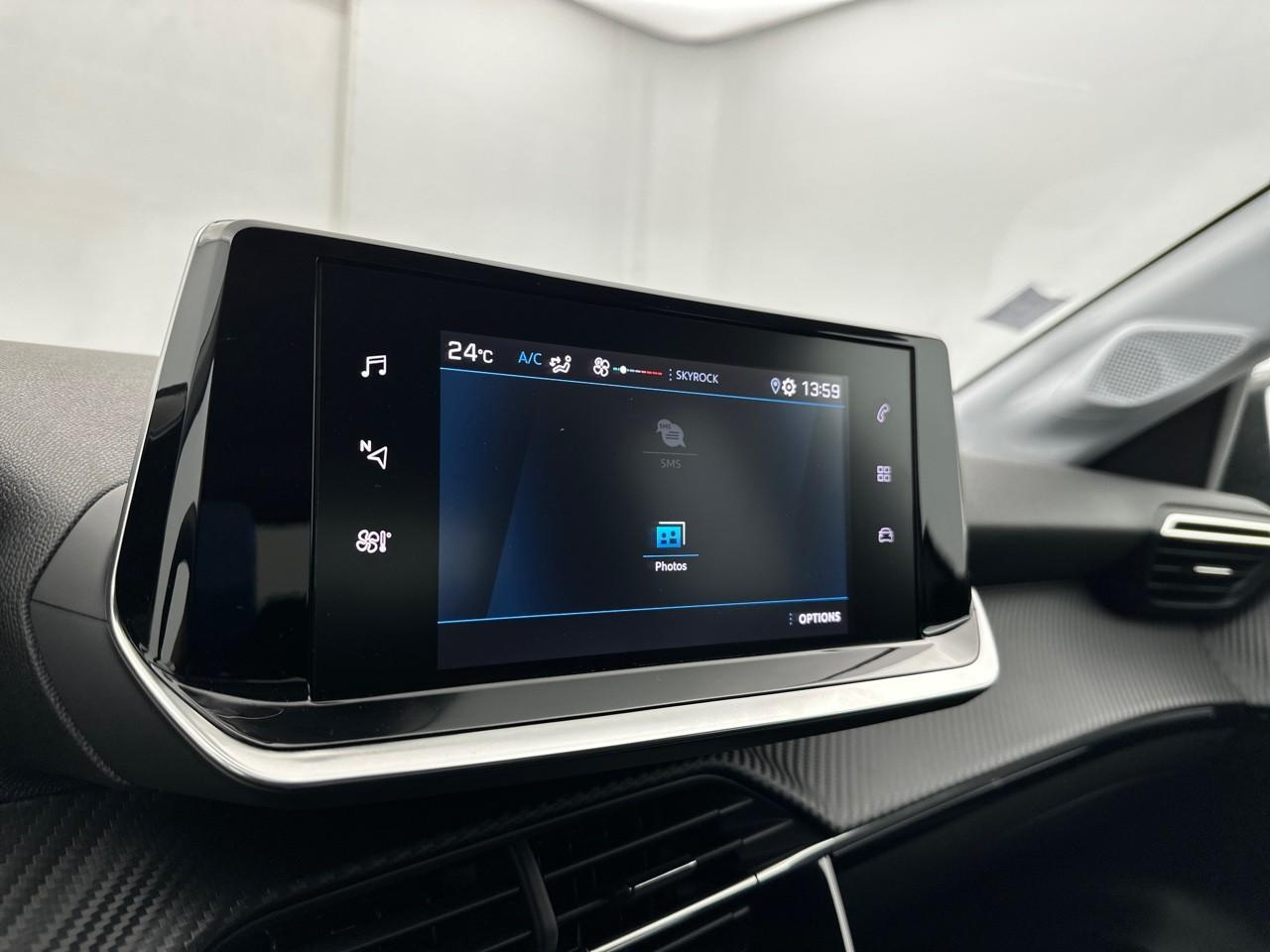 Peugeot 208 puretech 100 s&s bvm6 style — photo 24
