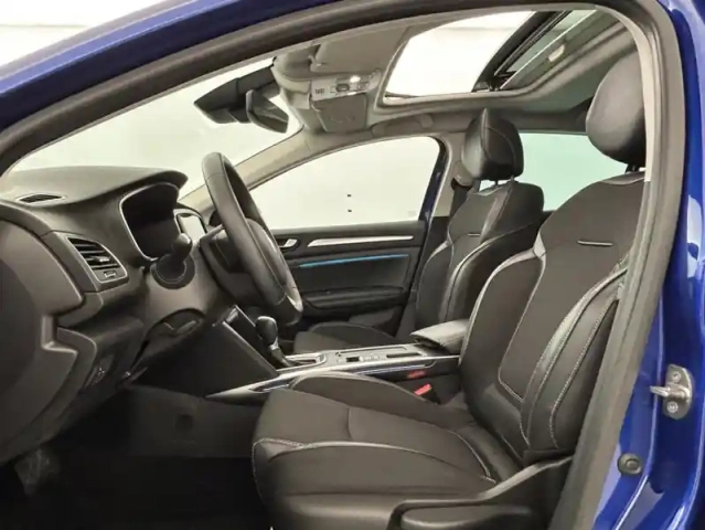 Renault Megane 1.5 blue dci 115ch techno edc + toit ouvrant — photo 38