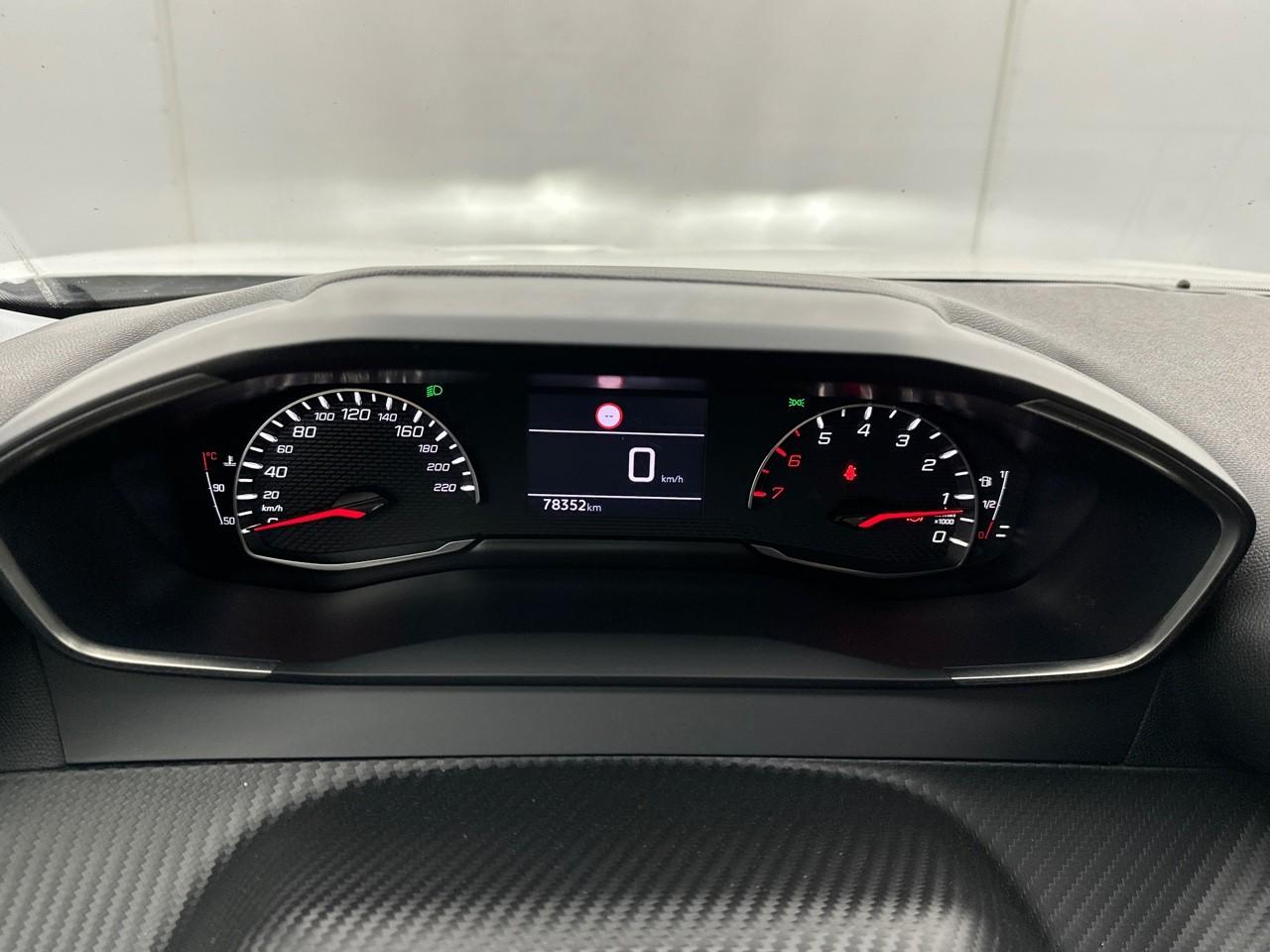 Peugeot 2008 puretech 100 s&s bvm6 style — photo 23