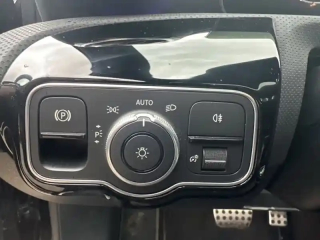 Mercedes Classe A 250 e hybrid eq amg line — photo 19