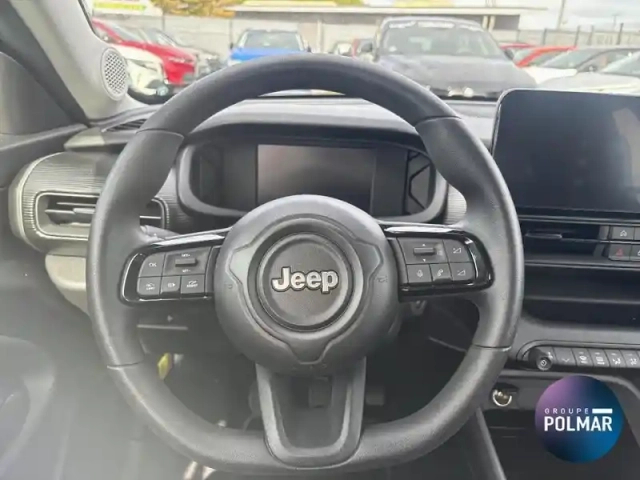 Jeep Avenger 1.2 turbo t3 100ch longitude — photo 9