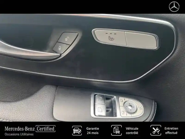 Mercedes Classe V eqv 300 extra long 204 ch — photo 44