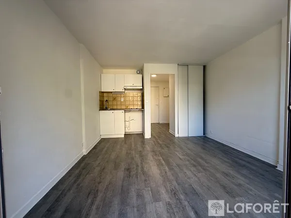 Studio 1 pièce 19 m²