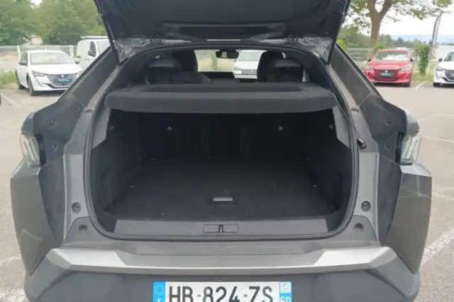 Peugeot 3008 hybrid 145 e-dcs6 — photo 9