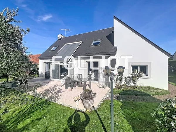 Maison Vente Saint-Georges-Montcocq 7p 138m² 305000€