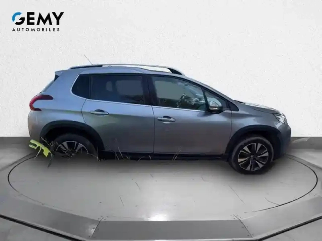 Peugeot 2008 puretech 110ch s&amp;s bvm6 — photo 4