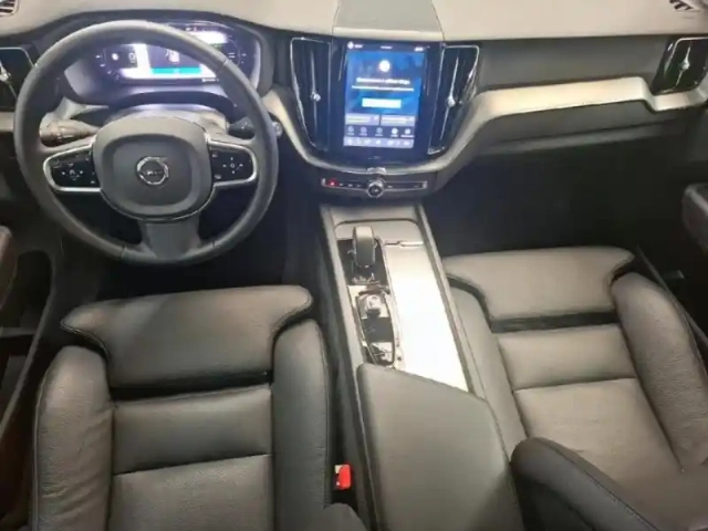 Volvo Xc60 t6 hybride rechargeable 253 + 145ch plus style dark geartronic 8 awd — photo 8
