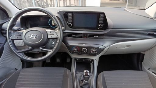 Hyundai i20 1.0 T-GDi MHEV 100 - Intuitive – 2022 – 27888 km – Hybride essence – Boîte Manuelle — photo 29