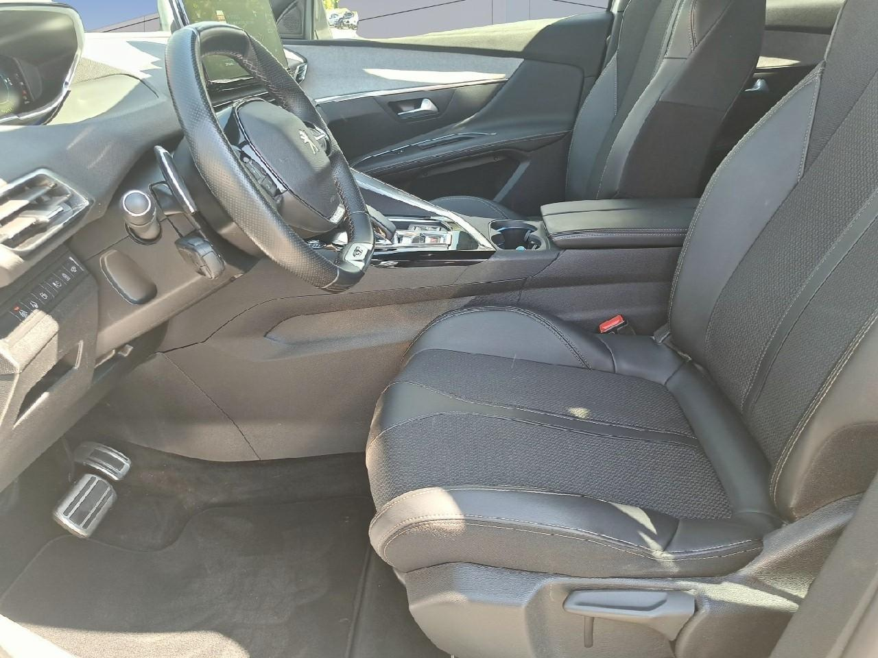 Peugeot 3008 hybrid 225 e-eat8 gt — photo 11