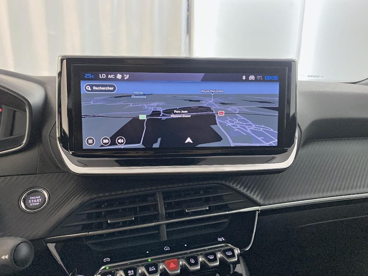 Peugeot 2008 hybrid 145 ch e-dcs6 allure — photo 14