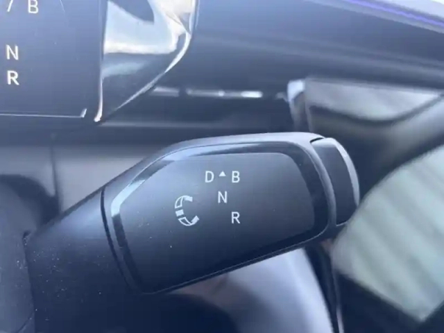 Ford Explorer 286ch extended range 77kwh pack premium rwd — photo 7