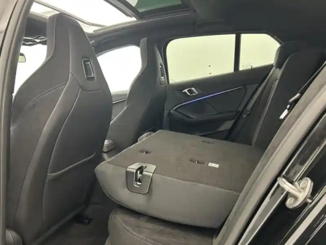 Bmw Serie 1 118da 150ch m sport + toit ouvrant + sièges — photo 30