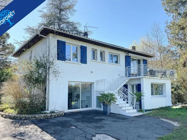 Maison 6 pièces 162 m²