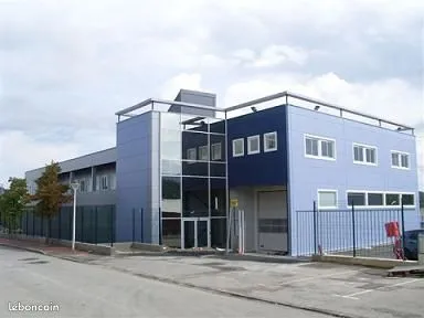 Bureau 27 m²