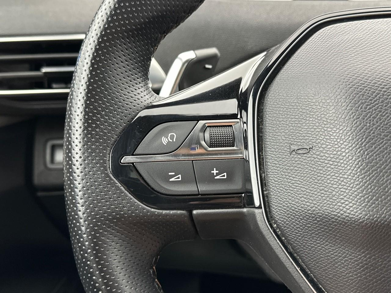 Peugeot 5008 puretech 130ch s&s eat8 gt — photo 20