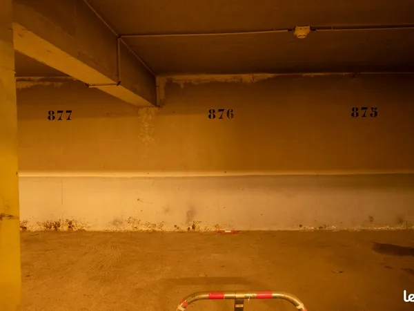 Emplacement PARKING