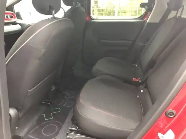 Renault Twingo e-tech electrique 80 ch autonomie urbaine — photo 10