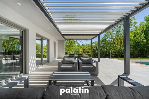 Maison 12 pièces 312 m²