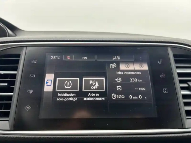 Peugeot 308 1.2 puretech 110ch s&amp;s bvm5 — photo 21