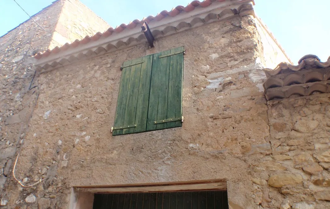 Photo 1