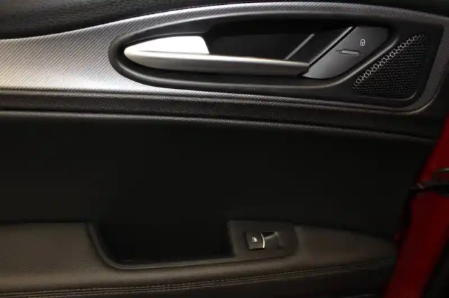 Alfa Romeo Stelvio 2.2 190 ch q4 at8 — photo 22