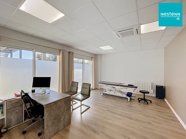 À LOUER ? LOCAL PROFESSIONNEL DE 86 M² ? BOISSET-LÈS-MONTROND