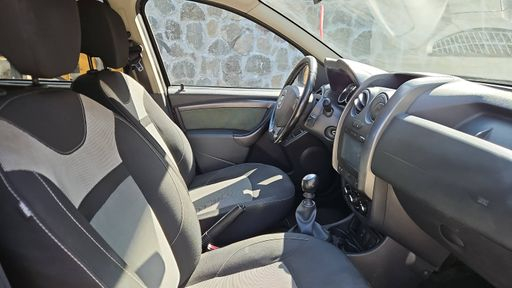Dacia Duster 1.5 Blue dCi 115 - Black Touch – 2017 – 109198 km – Diesel – Boîte Manuelle — photo 18