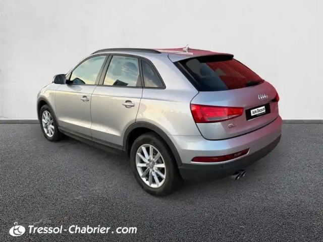 Audi Q3 2.0 tdi ultra 150 ch ambiente — photo 30