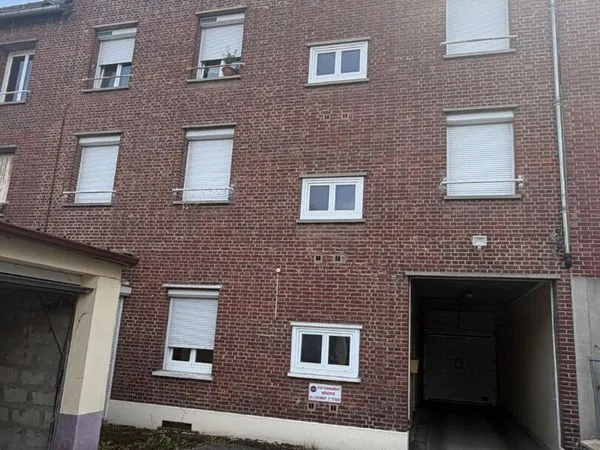 Immeuble 15 pièces 313 m²