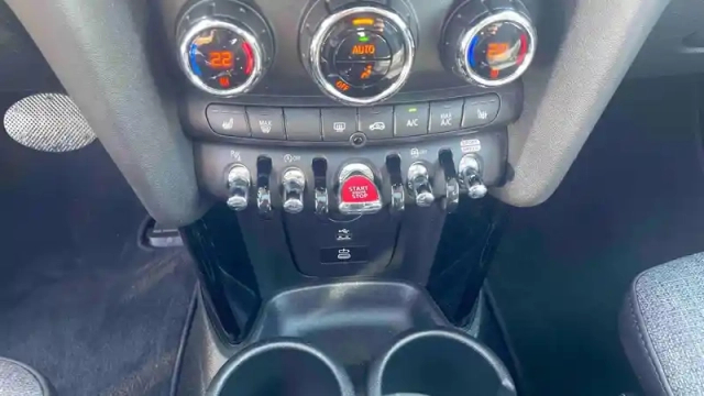 Mini Mini hatch 5 portes cooper 136 ch dkg7 — photo 9