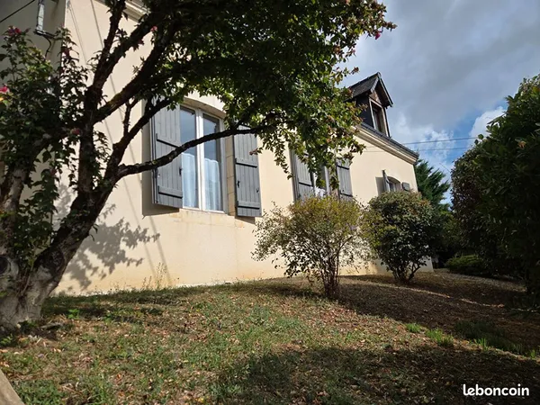 Propriété 5 pièces 113 m²