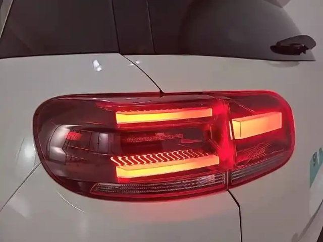Citroën C5 Aircross bluehdi 130 s&amp;s eat8 — photo 44