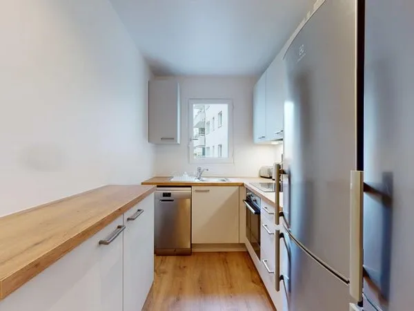 Colocation à Courbevoie : Appartement de 11m2