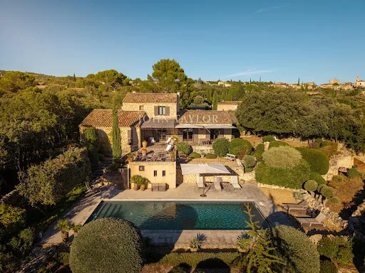 Propriété 7 pièces 175 m²