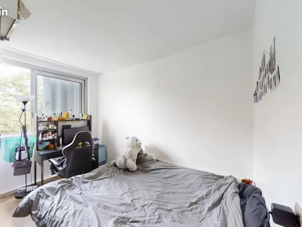 Chambre 4 pièces 57 m²