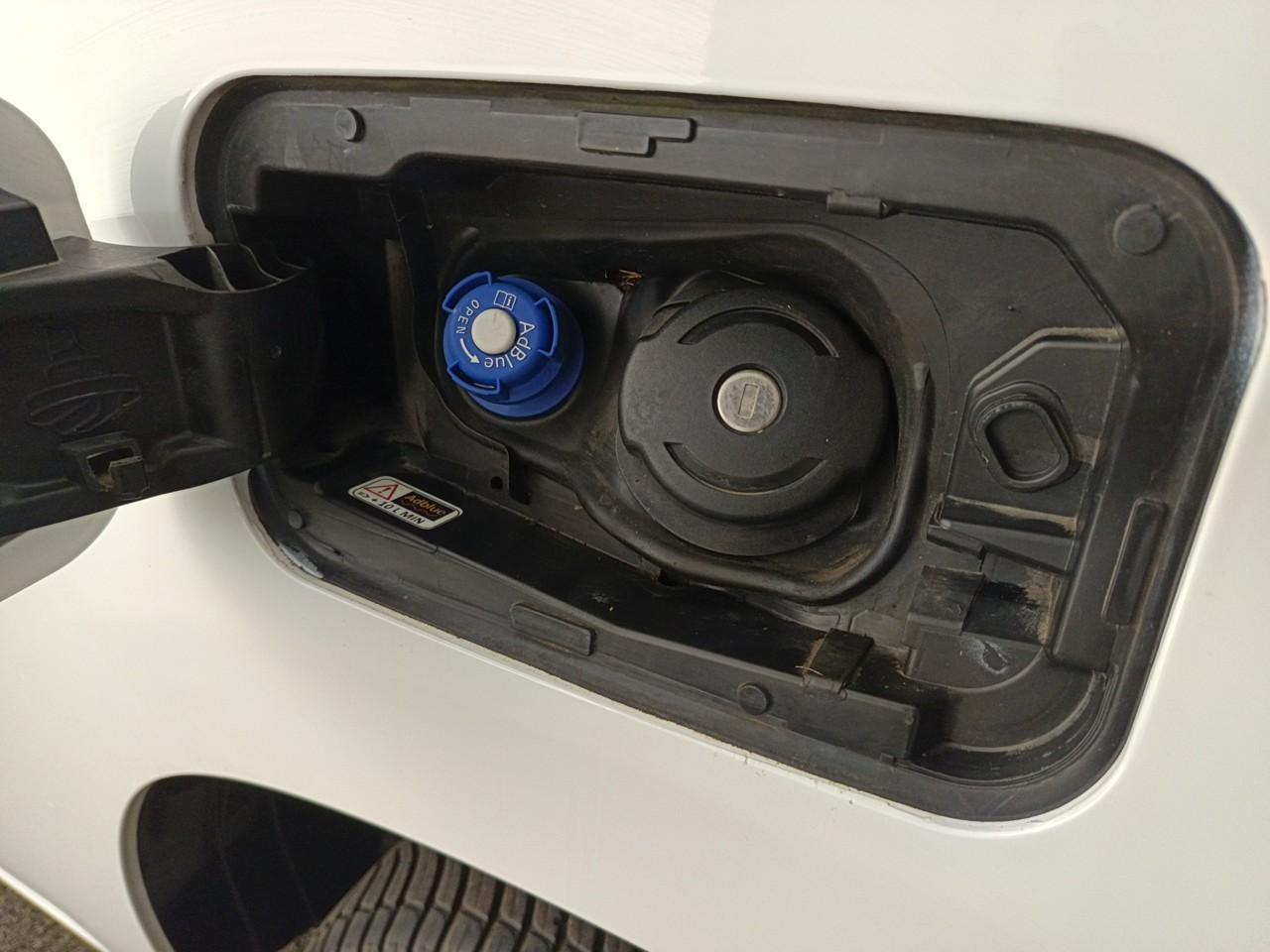 Peugeot Partner fourgon standard 650 kg bluehdi 100 s&s bvm6 premi — photo 30