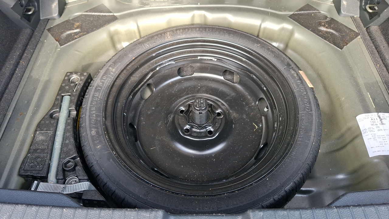 Volkswagen T-Roc 2.0 TDI 115 Start/Stop BVM6 — photo 17
