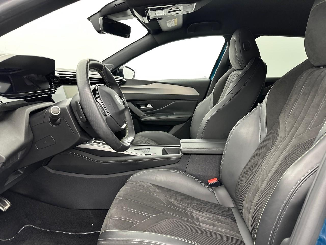 Peugeot 408 puretech 130 ch s&s eat8 gt — photo 9