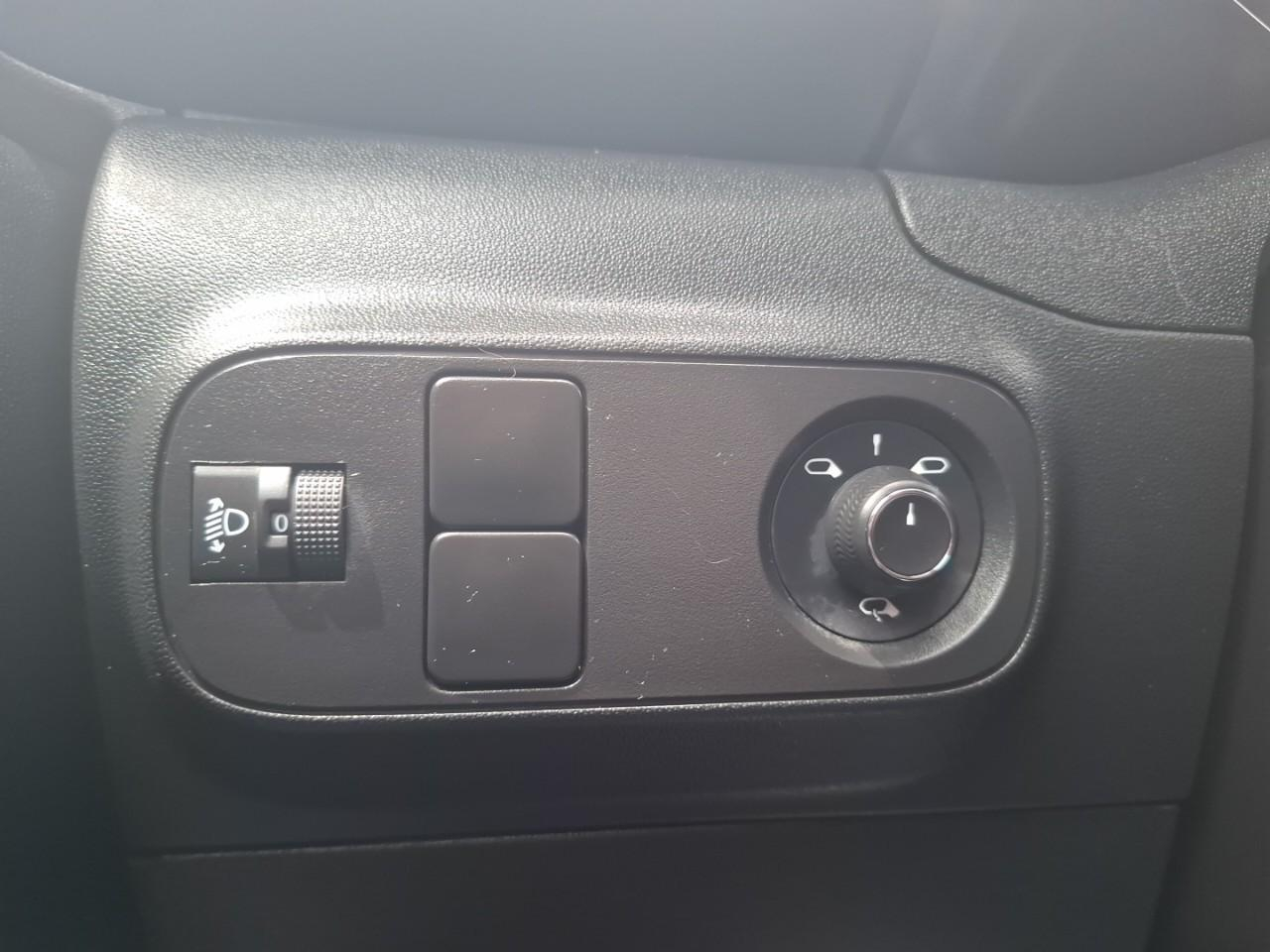 Citroën C3 1.2 puretech 83ch s&s max — photo 18