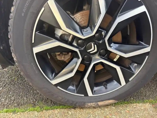Citroën C4 e- 136 ch automatique — photo 13