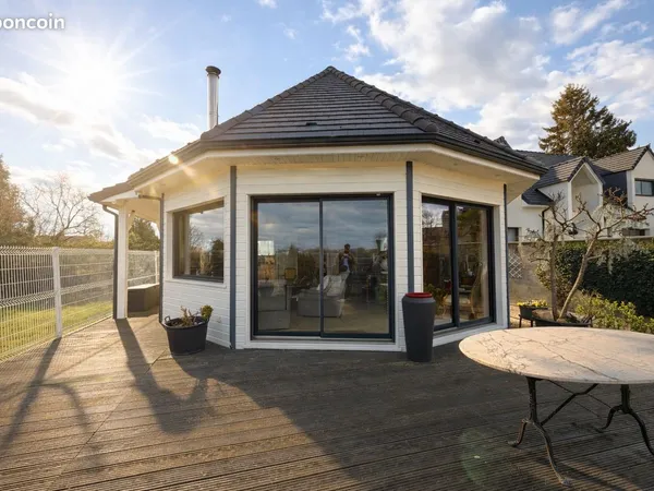 Propriété 6 pièces 205 m²