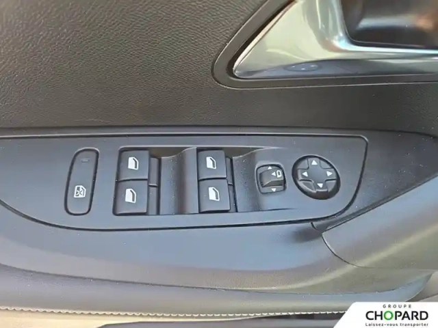 Peugeot 2008 puretech 100 s&amp;s bvm6 — photo 24
