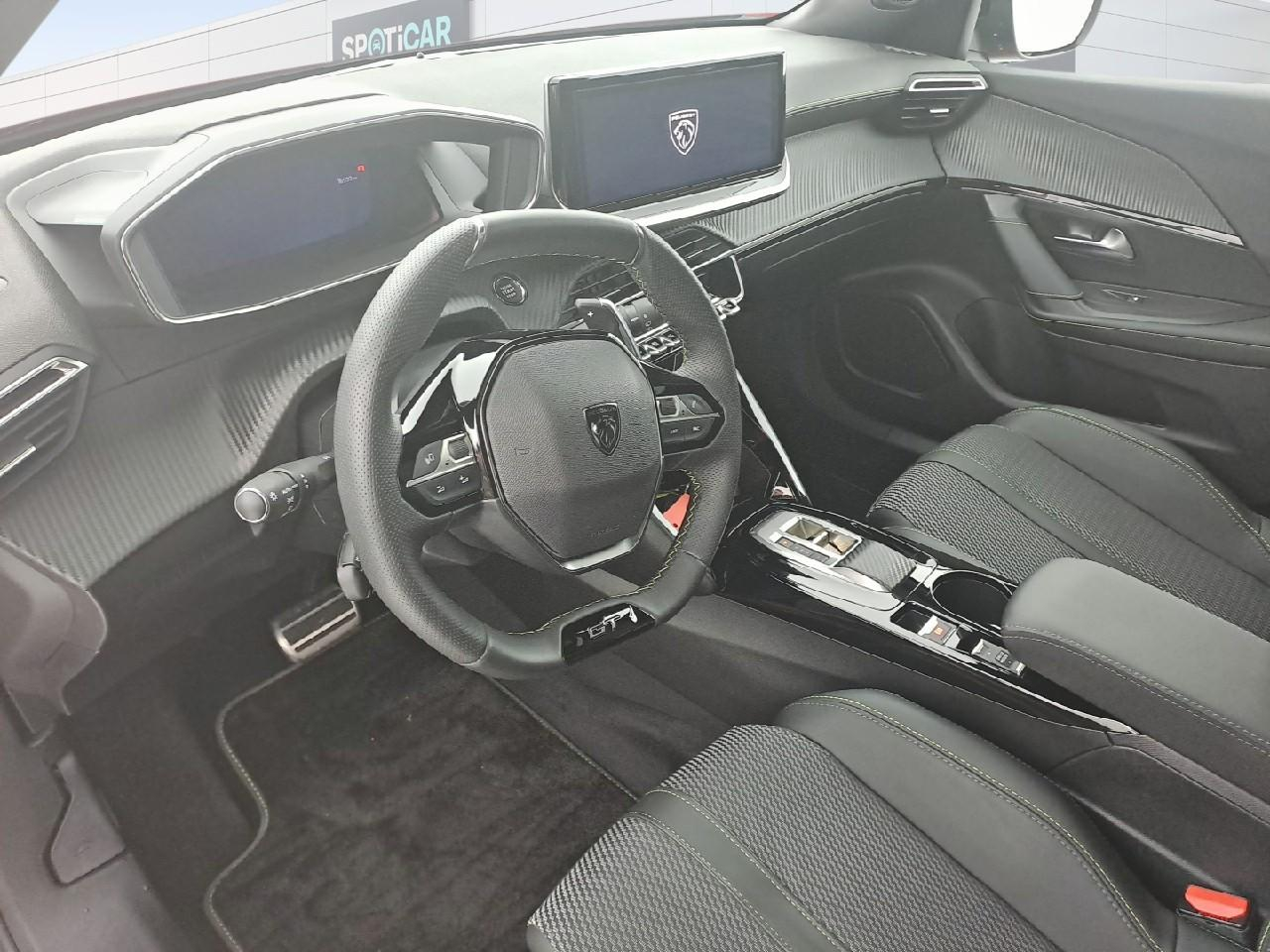 Peugeot 2008 puretech 130 s&s eat8 gt — photo 14