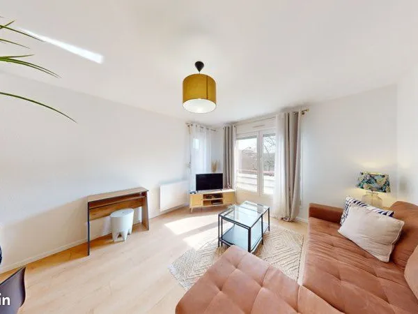 Location meublé - Résidence calme - 37 m2 rénové - stationnement