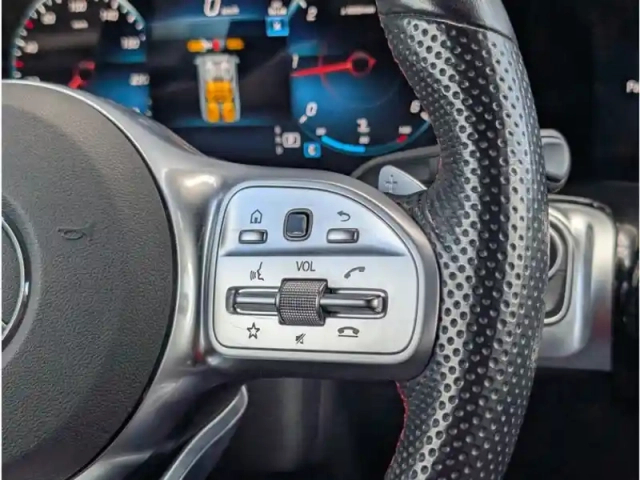 Mercedes Glb 200 d — photo 14