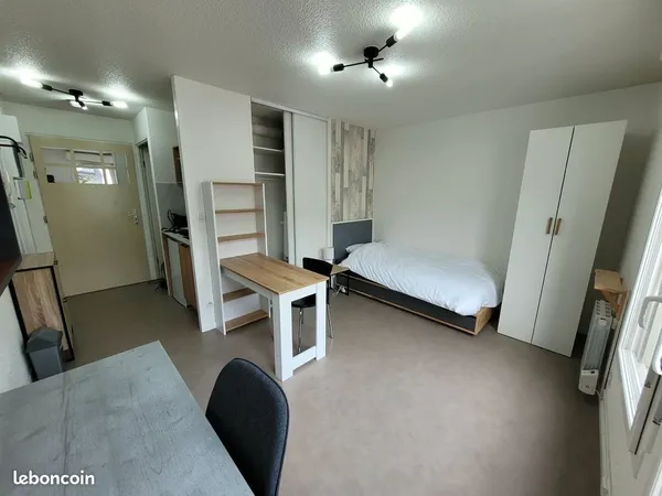 Studio meublé rénové Rouen Pasteur