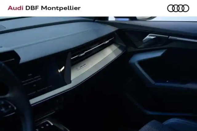 Audi A3 tfsi mild hybrid 116 s tronic 7 s line — photo 14